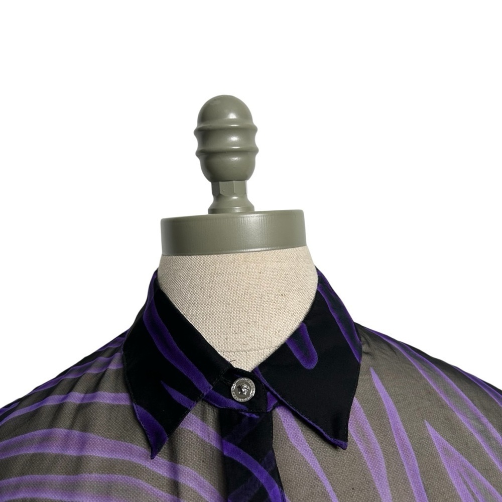 VERSACE Printed Silk Chiffon Shirt Black Orchid Purple Button Down Shirt Size 10 - Picture 4 of 14
